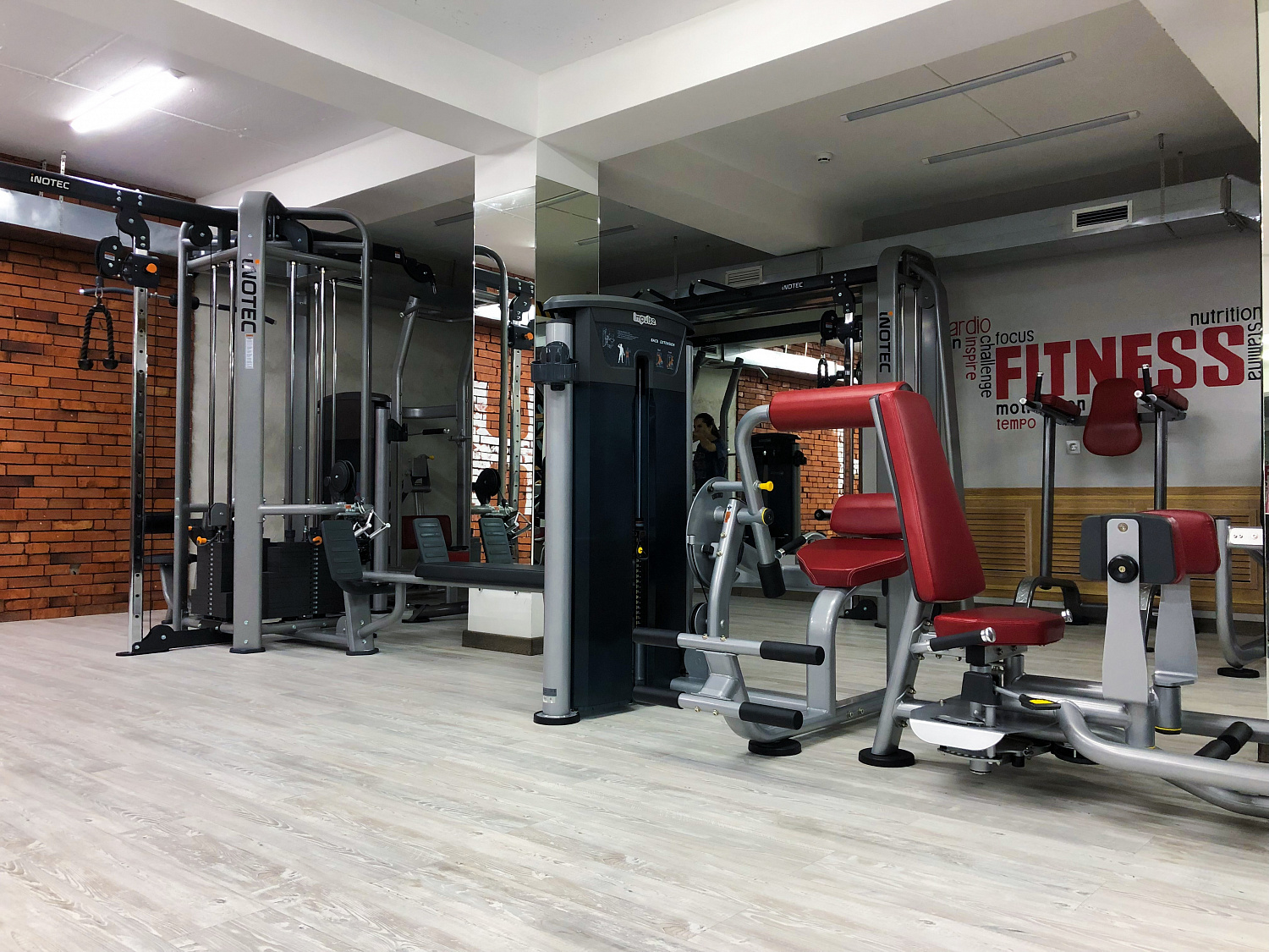 Фитнес-клуб "Unique one Health & Fitness"